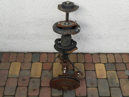 zwrotnica-lewa-przod-mcpherson-maxima-qx-a33-2-0-ed-car.pl