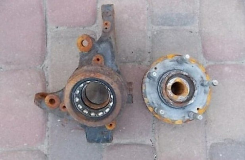 zwrotnica-piasta-przod-przednia-prawa-hyundai-i40-ed-car.pl