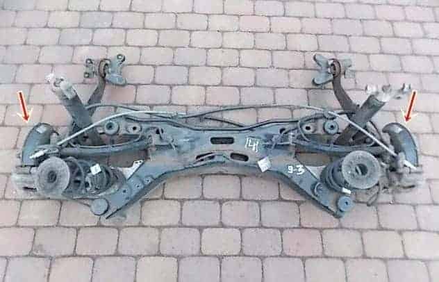 zwrotnica-z-piasta-tyl-prawa-lewa-saab-9-3-sedan-ed-car.pl