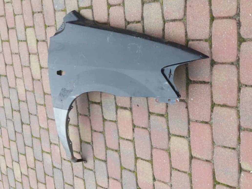 mazda-mpv-ii-blotnik-prawy-przedni-przod-99-04-ed-car.pl