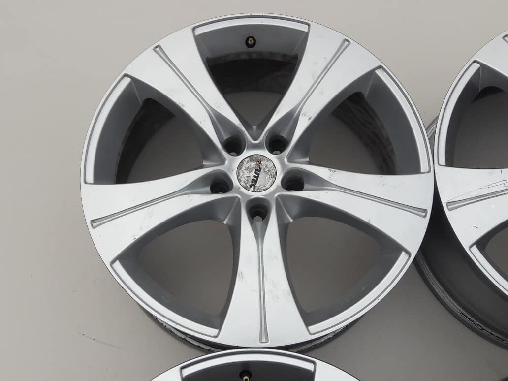 bmw-x3-x5-x6-e70-komplet-felg-8-5jx19h2-t37-et45-aluminiowych-8-5jx19-95x19-e859455112718-ed-car.pl