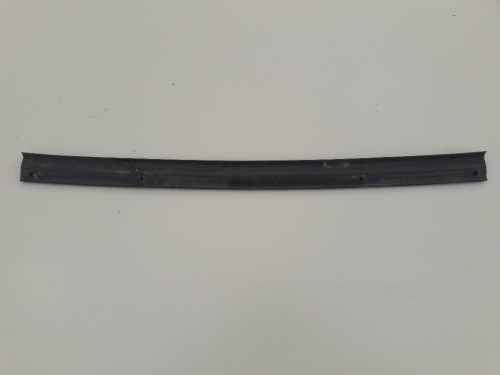 infiniti-q50-q50s-uszczelka-drzwi-prawa-tyl-13-20-ed-car.pl