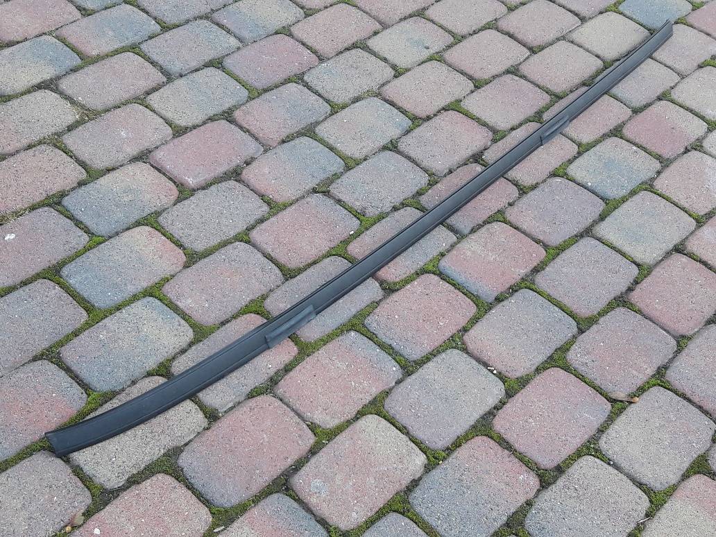 suzuki-grand-vitara-i-prawa-listwa-dachowa-98-05-ed-car.pl