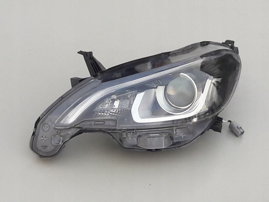peugeot-108-reflektor-lewy-lampa-lewa-14-19-81150-0h150-ed-car.pl