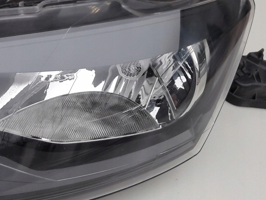 reflektor-prawy-lewy-lampa-vw-polo-6r1-5-v-09-15-6r1941016e-6r1941015-ed-car.pl