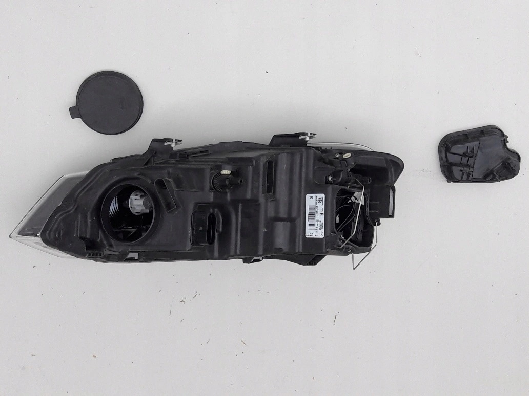 reflektor-prawy-lewy-lampa-vw-polo-6r1-5-v-09-15-6r1941016e-6r1941015-ed-car.pl