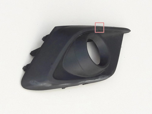 mazda-3-iii-bm-ramka-halogenu-prawy-przod-13-16-bhr1-50c11-ed-car.pl-51617