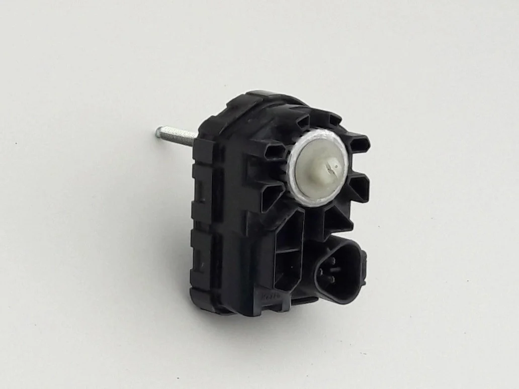 infiniti-m30-m35-m37-q70-silniczek-lamp-reflektora-000017-ed-car.pl