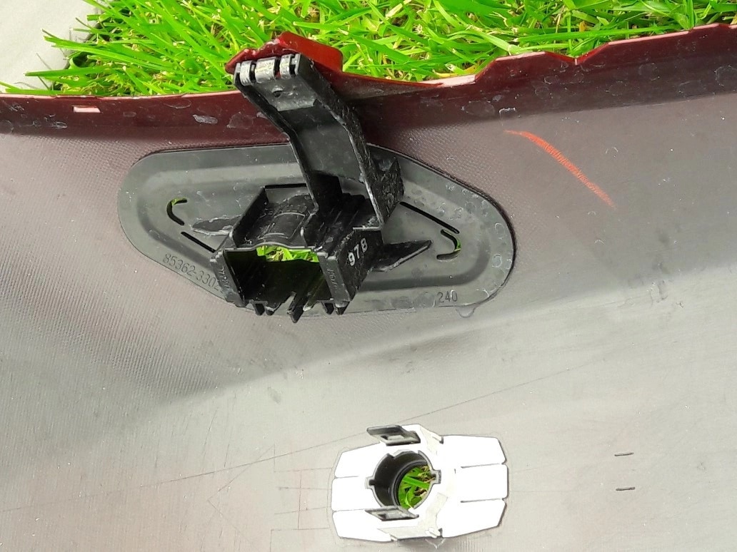 lexus-es-vii-i-f-sport-zderzak-przod-przedni-18-52119-33b60-ed-car.pl