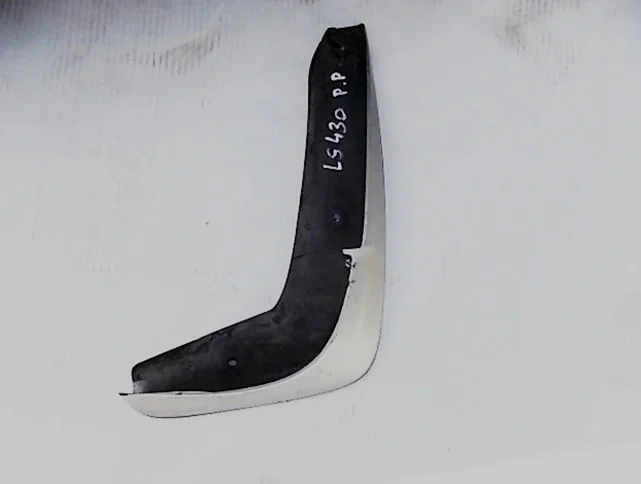 lexus-ls-f3-ls430-chlapacz-prawy-przod-przedni-00-44444-ed-car.pl