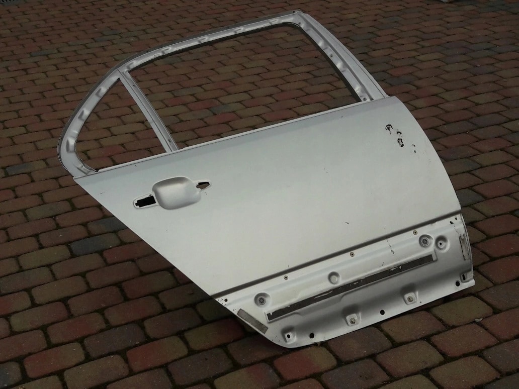 lexus-ls-f3-ls430-drzwi-prawy-tyl-tylne-00-06-124215-ed-car.pl