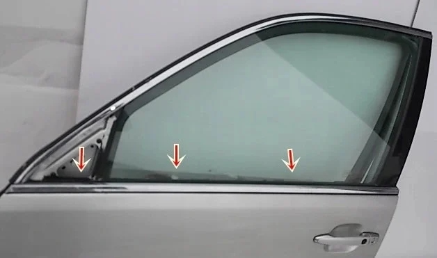lexus-ls-f3-ls430-listwa-zgarniajaca-lewy-przod-ed-car.pl