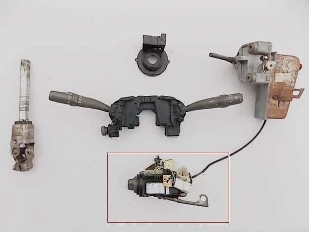 lexus-ls-f3-ls430-stacyjka-modul-kluczyka-00-06-89783-50081-627874-000-ed-car.pl-59280