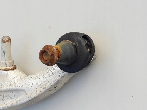 nissan-350z-infiniti-g35-coupe-wahacz-przod-02-09-banan-dolny-przedni-ed-car.pl