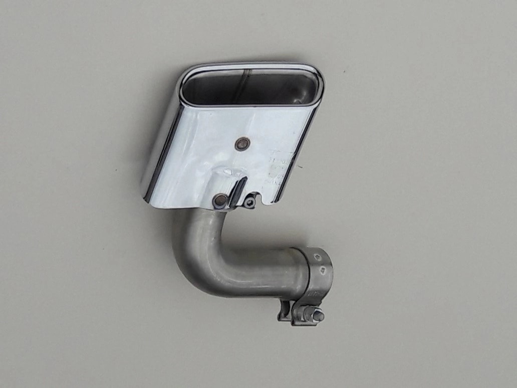 volvo-v40-ii-koncowka-tlumika-chrom-lewy-tyl-12-31330388-31316882-ed-car.pl