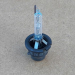 Infiniti FX II S51 i QX70 żarówka żarnik xenon D2S