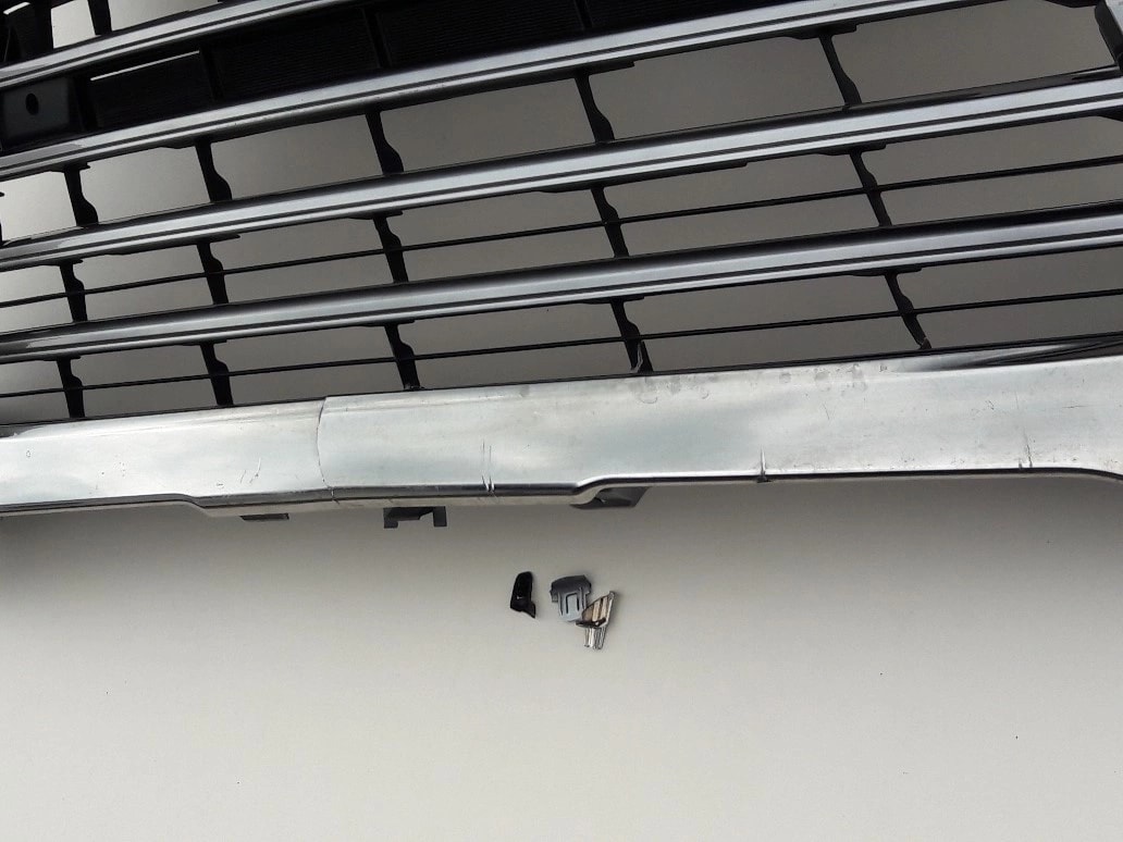 lexus-lx570-lx450-atrapa-grill-zderzaka-przod-15-53101-60570-53101-60a50-ed-car.pl