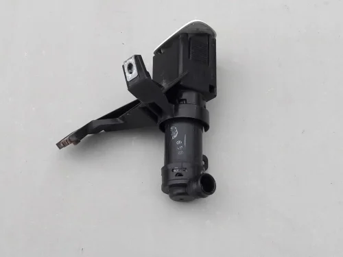 lexus-rx400h-prawy-spryskiwacz-lampy-reflektora-78251-a85207-48020-a85381-48060-ed-car.pl