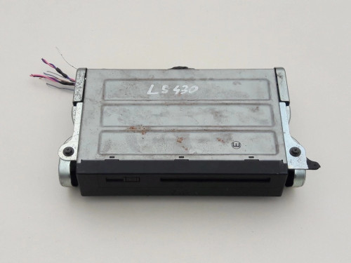 lexus-ls-f3-ls430-czytnik-nawigacji-dvd-00-06-a86841-47030-ed-car.pl-60063