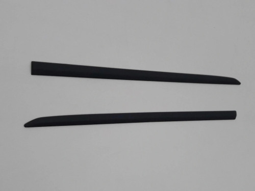 toyota-yaris-iii-listwa-na-drzwi-prawy-przod-11-20-pz415-b2850-01-pz415-b2850-02-ed-car.pl