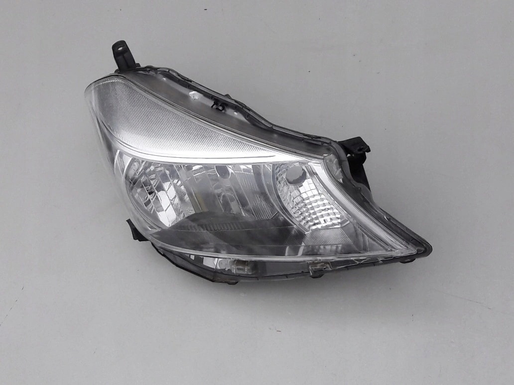 toyota-yaris-iii-reflektor-prawy-lampa-przod-11-14-brak-informacji-ed-car.pl