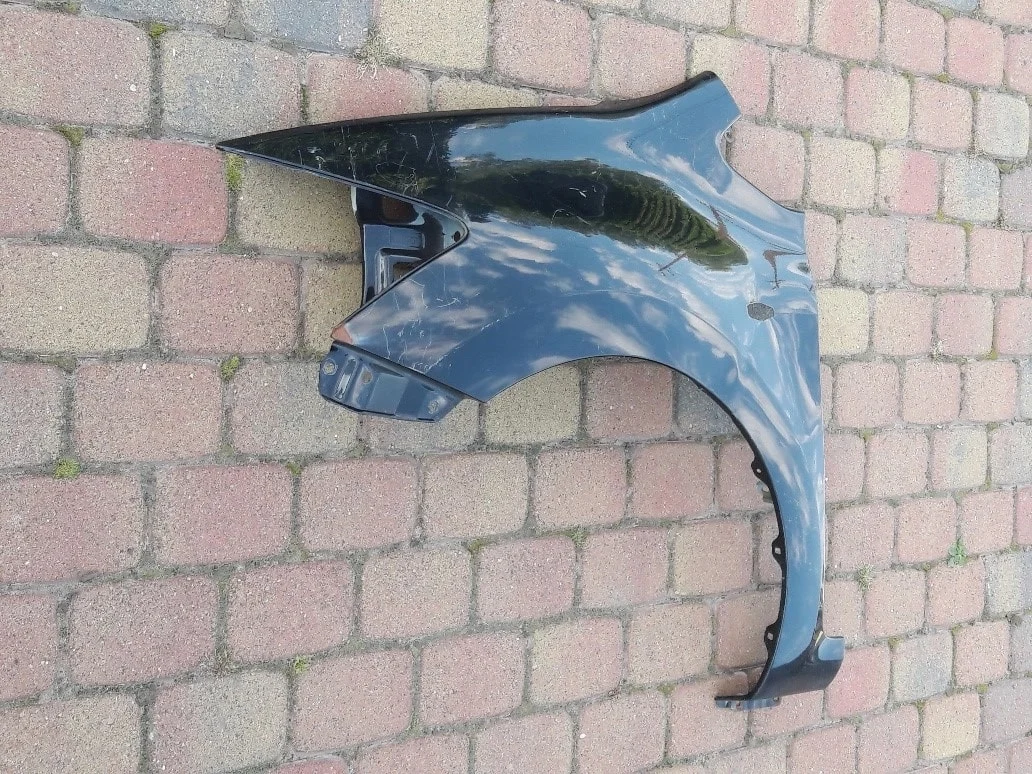 toyota-auris-i-e15-blotnik-lewy-przod-06-09-a53802-02100-ed-car.pl