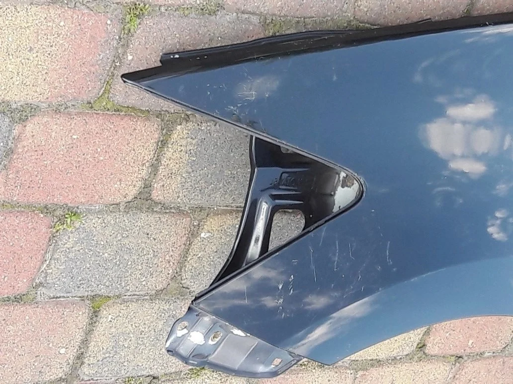 toyota-auris-i-e15-blotnik-lewy-przod-06-09-a53802-02100-ed-car.pl