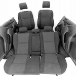 Avensis II T25 HB fotel prawy lewy przód kanapa