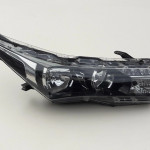 Corolla XI E16 E18 lampa reflektor prawy przód 13-