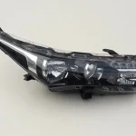 Corolla XI E16 E18 lampa reflektor prawy przód 13-