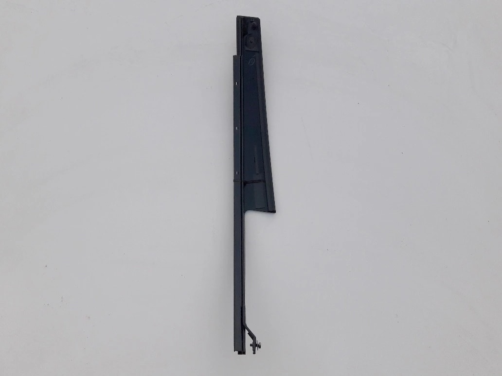 infiniti-q50-listwa-drzwi-szyby-lewy-tyl-13-22-822d3-4ga0a-2-ed-car.pl