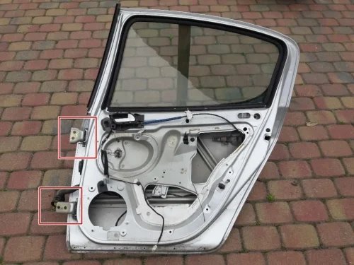 peugeot-407-sedan-zawias-zawiasy-drzwi-prawy-tyl-brak-informacji-ed-car.pl