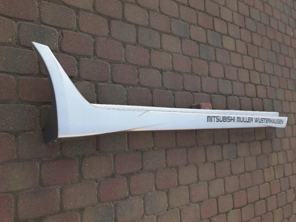 mitsubishi-grandis-prog-prawy-listwa-progowa-03-11-mn145462-ed-car.pl