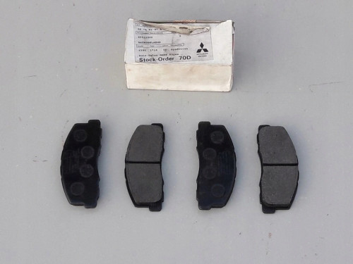 mitsubishi-lancer-galant-klocki-hamulcowe-przod-x3511006-ed-car.pl