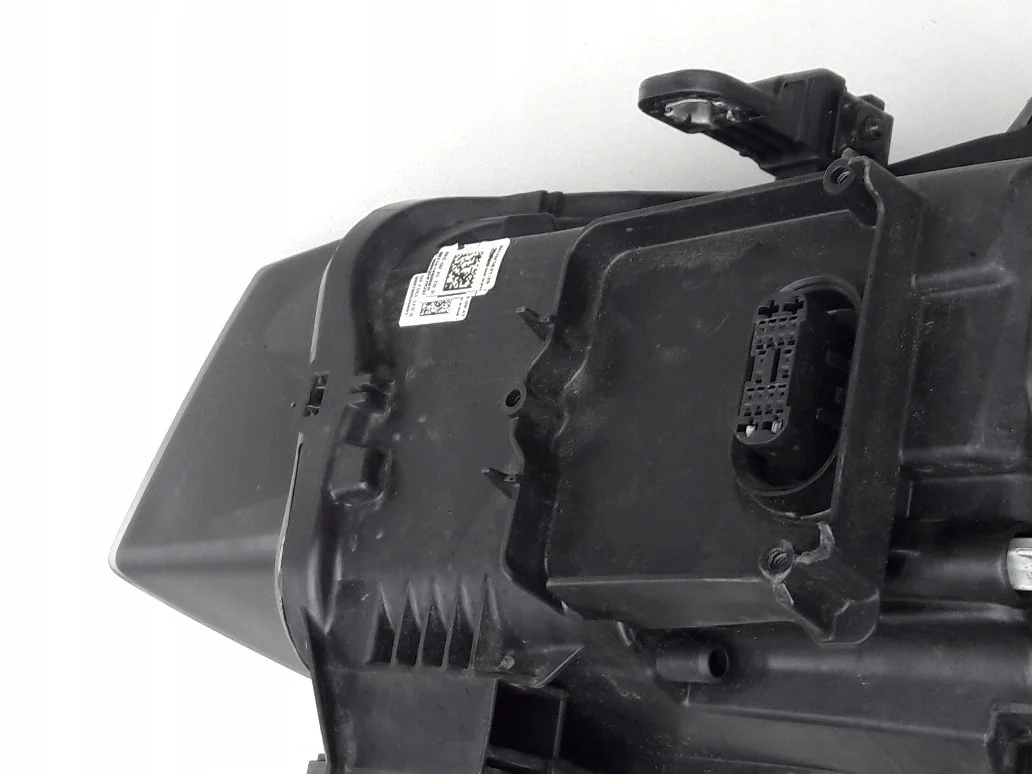 audi-q2-reflektor-prawy-lampa-full-led-przod-16-20-ed-car.pl-4863246