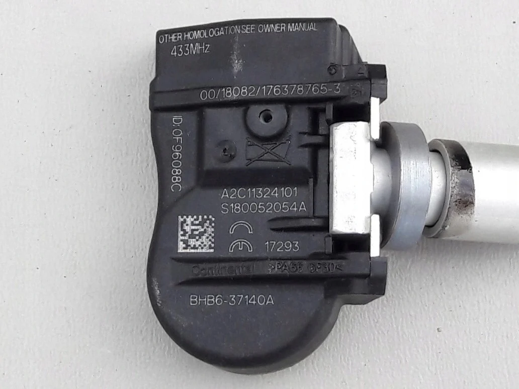 mazda-cx-7-czujnik-cisnienia-powietrza-w-oponie-bhb6-37140a-ed-car.pl-4860963