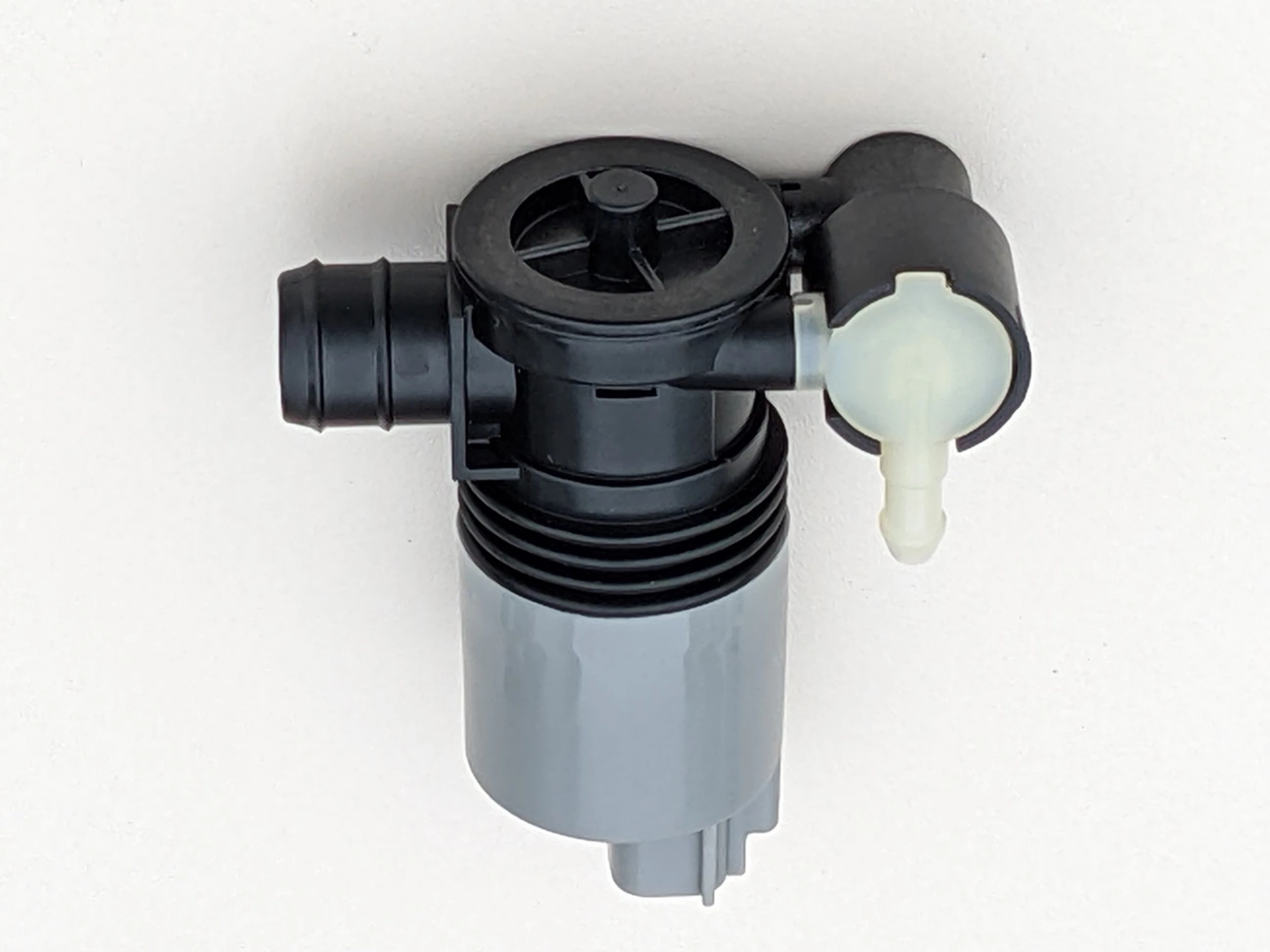 auris-ii-pompka-zbiorniczka-spryskiwaczy-12-18-85330-02050-ed-car.pl-5904606