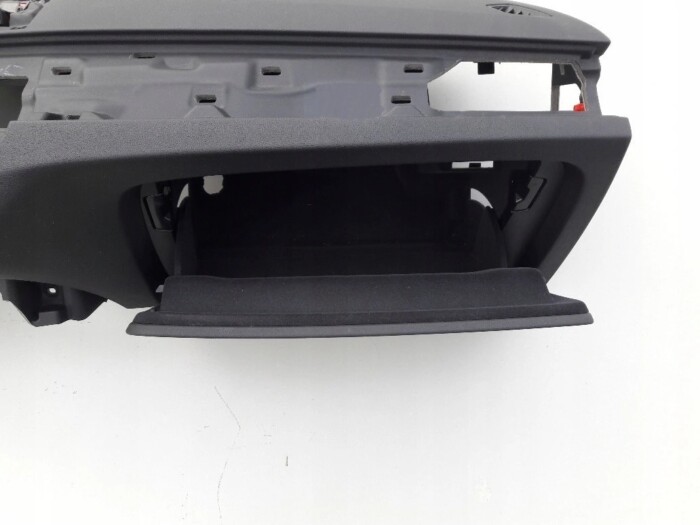 prod_4861535_1_6e7d5cab1_large-ed-car.pl.jpg