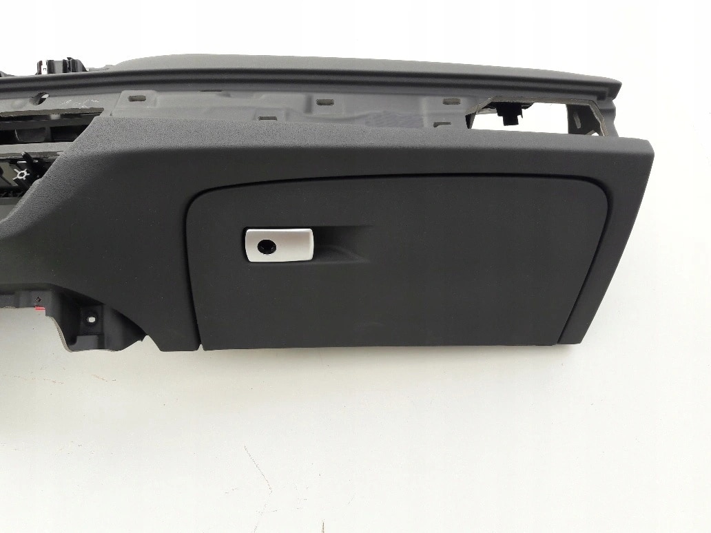 bmw-5-vii-g30-g31-schowek-pasazera-w-konsole-17-brak-informacji-ed-car.pl-4861535