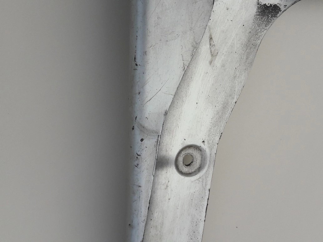 mitsubishi-pajero-ii-v45-chlapacz-lewy-tyl-tylny-ed-car.pl-4888677