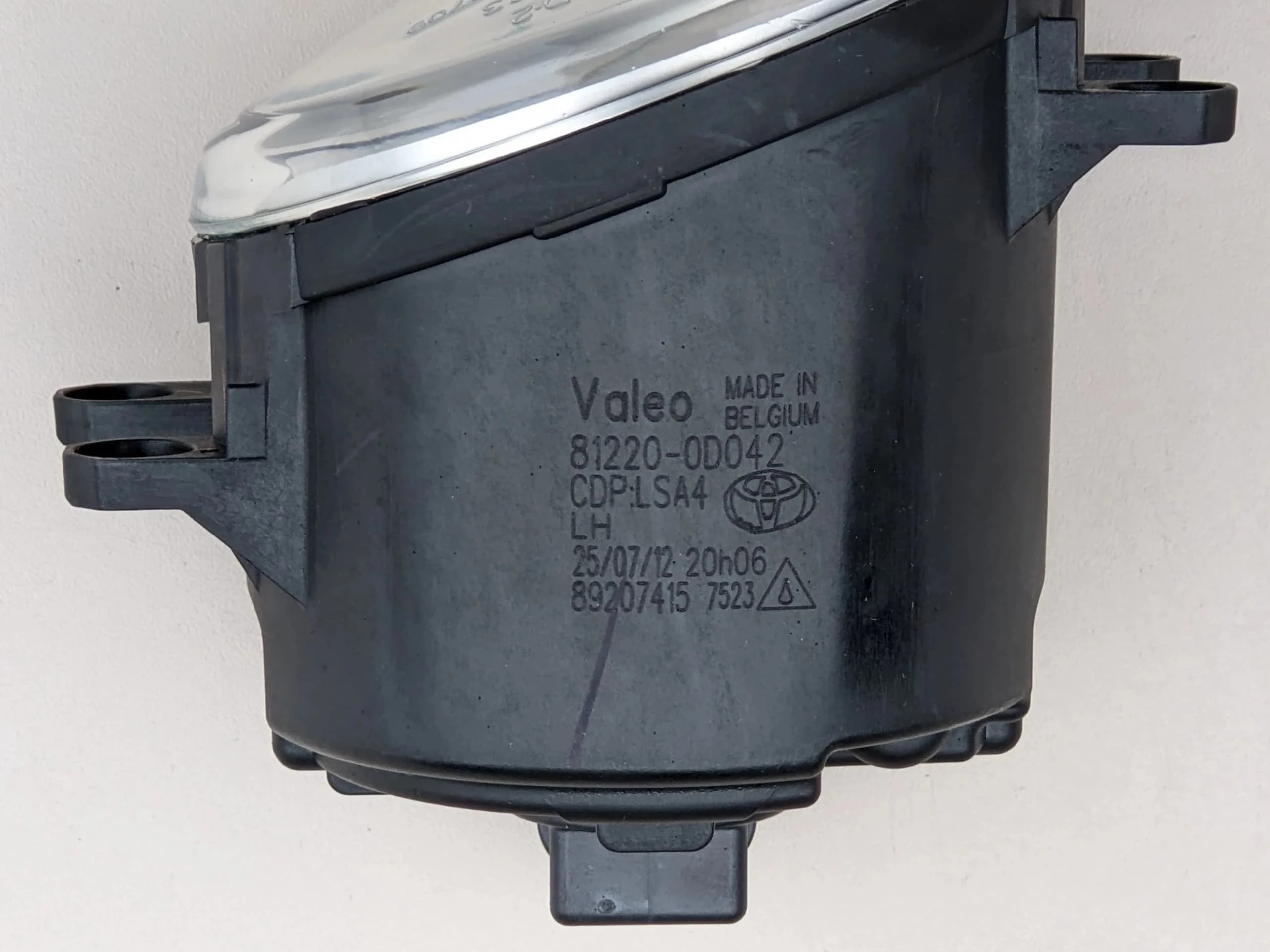 toyota-rav4-iii-halogen-lewy-przod-05-12-a81220-0d042-ed-car.pl-5875576