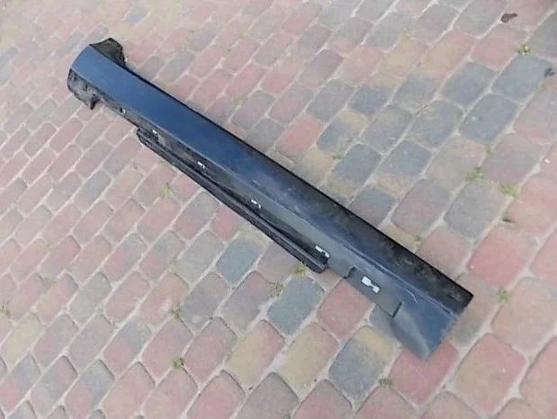 volvo-v40-ii-prawa-listwa-progowa-prog-12-19-31395043-ed-car.pl-4860070