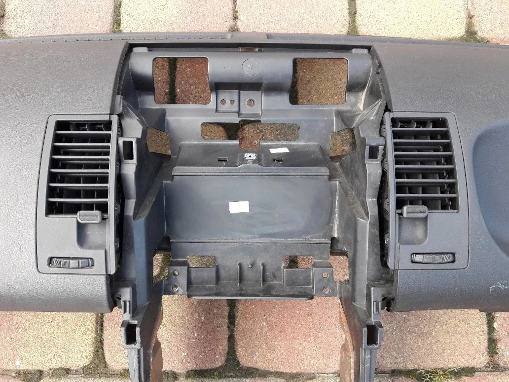 nissan-350z-i-lift-konsola-deska-rozdzielcza-02-09-27870-cd400-ed-car.pl-5501296
