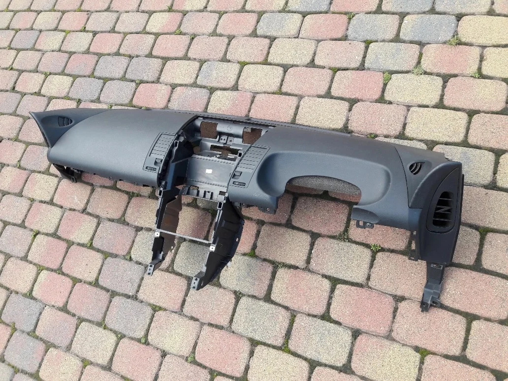 nissan-350z-i-lift-konsola-deska-rozdzielcza-02-09-27870-cd400-ed-car.pl-5501296