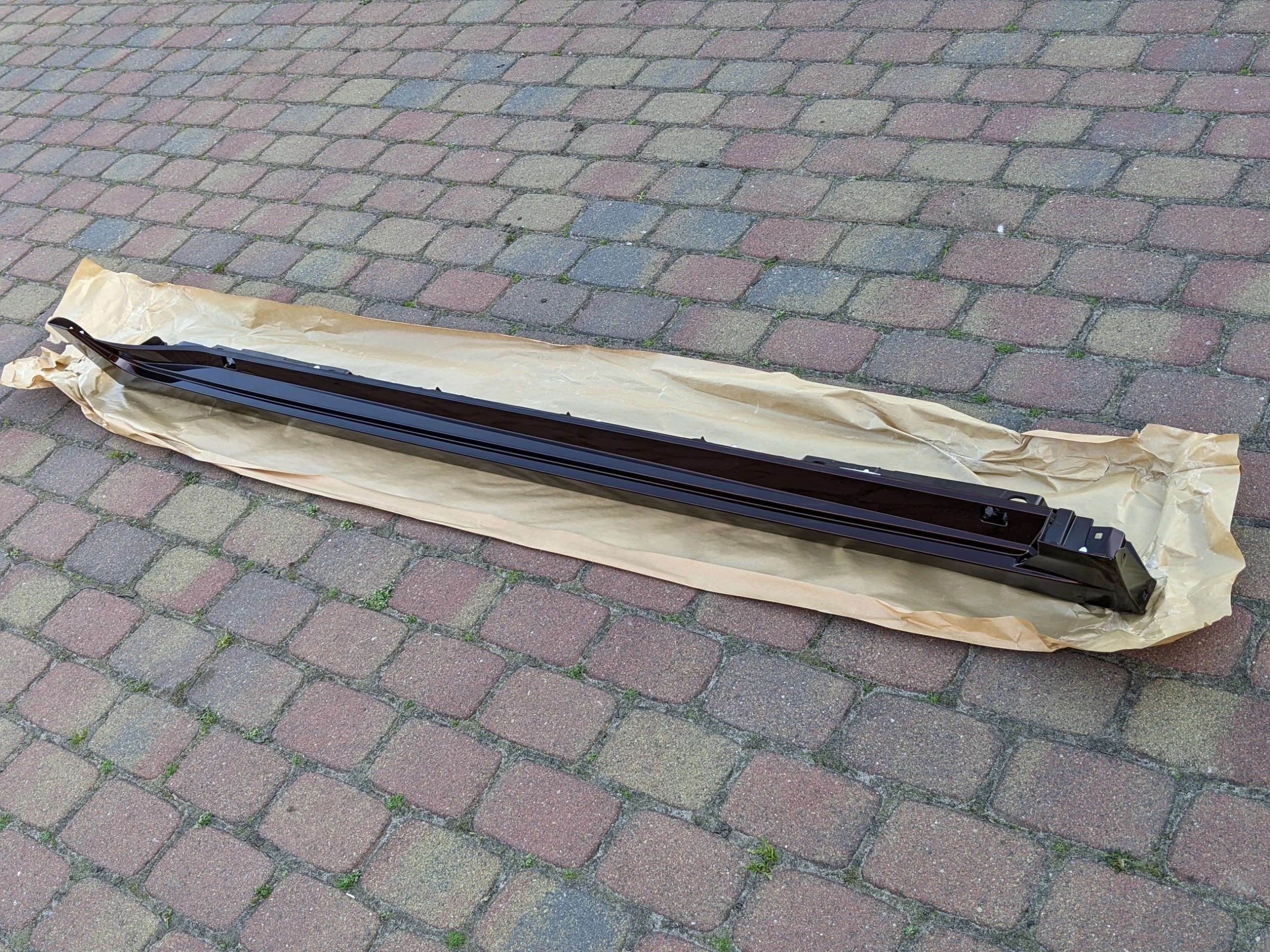 lexus-ct200h-lift-prawa-listwa-progowa-prog-17-75850-76010-e1-ed-car.pl-5935194