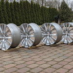 Infiniti M35 M37 M56 Q70 nowe felgi 18X8 ET43