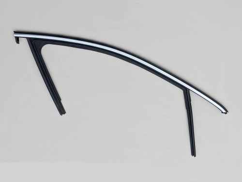 infiniti-q30-qx30-uszczelka-drzwi-prawy-przod-15-80330-5da0a-ed-car.pl-5952102