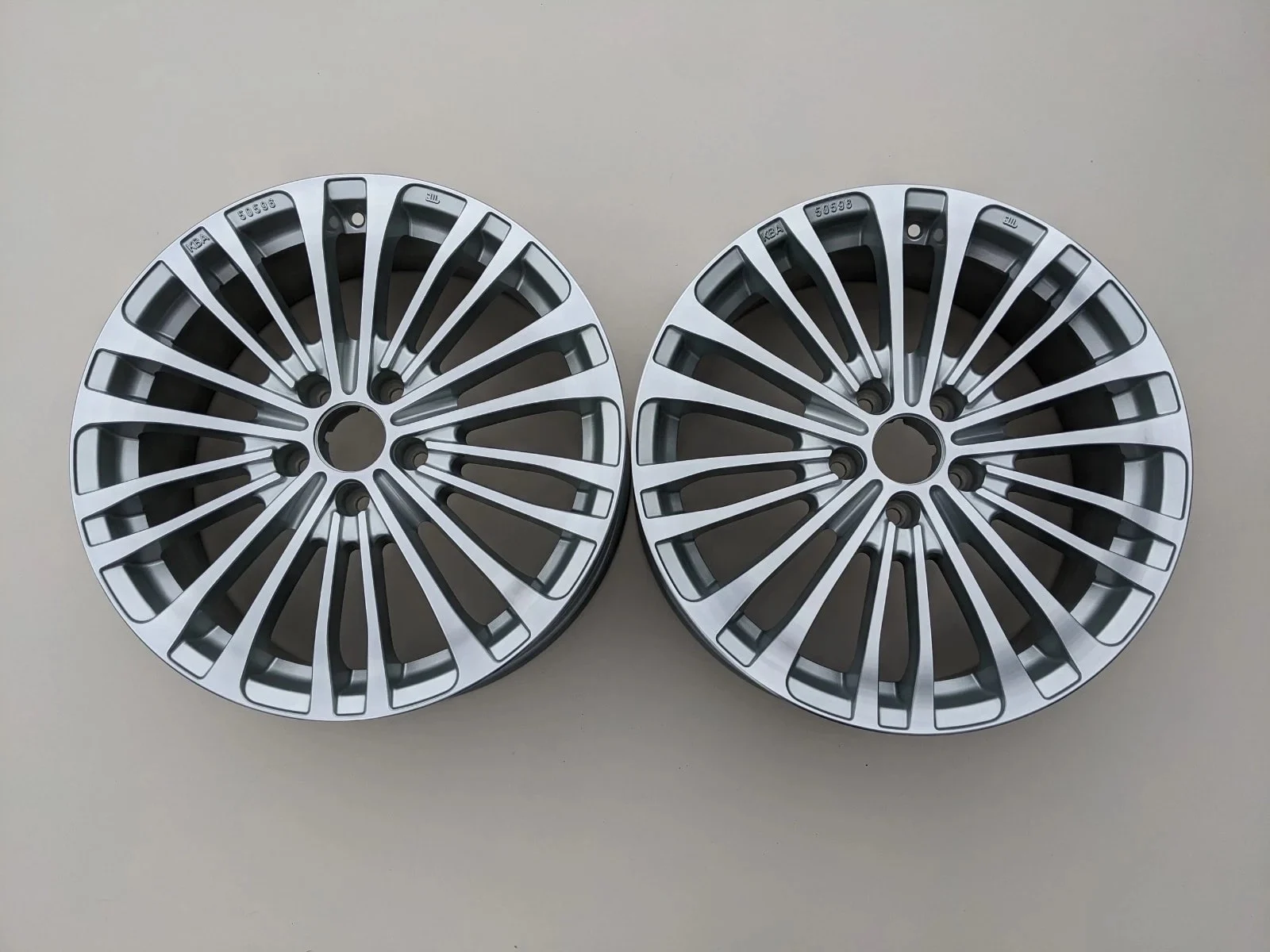 infiniti-q30-qx30-fondmetal-felgi-5x112-7x18-et46-ke409-5d300-kba-50596-ed-car.pl-5981841