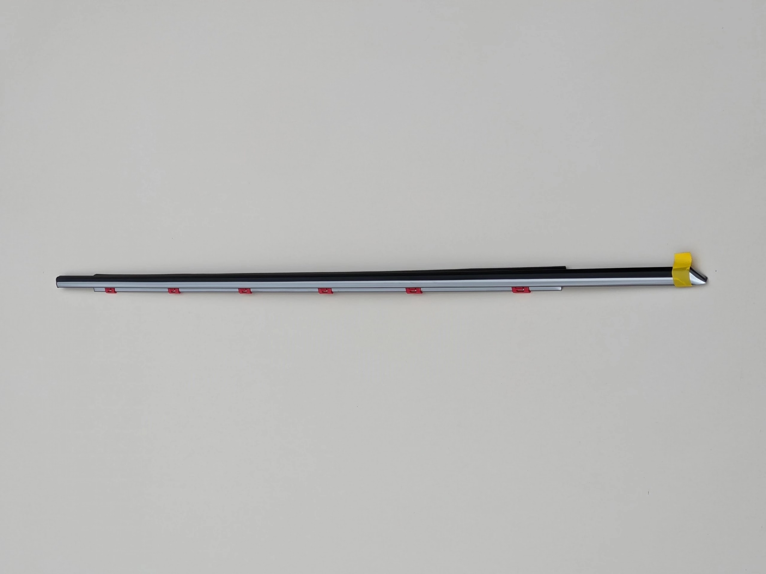 lexus-is-ii-e2-listwa-zgarniajaca-prawy-przod-05-75710-53021-ed-car.pl-5841410