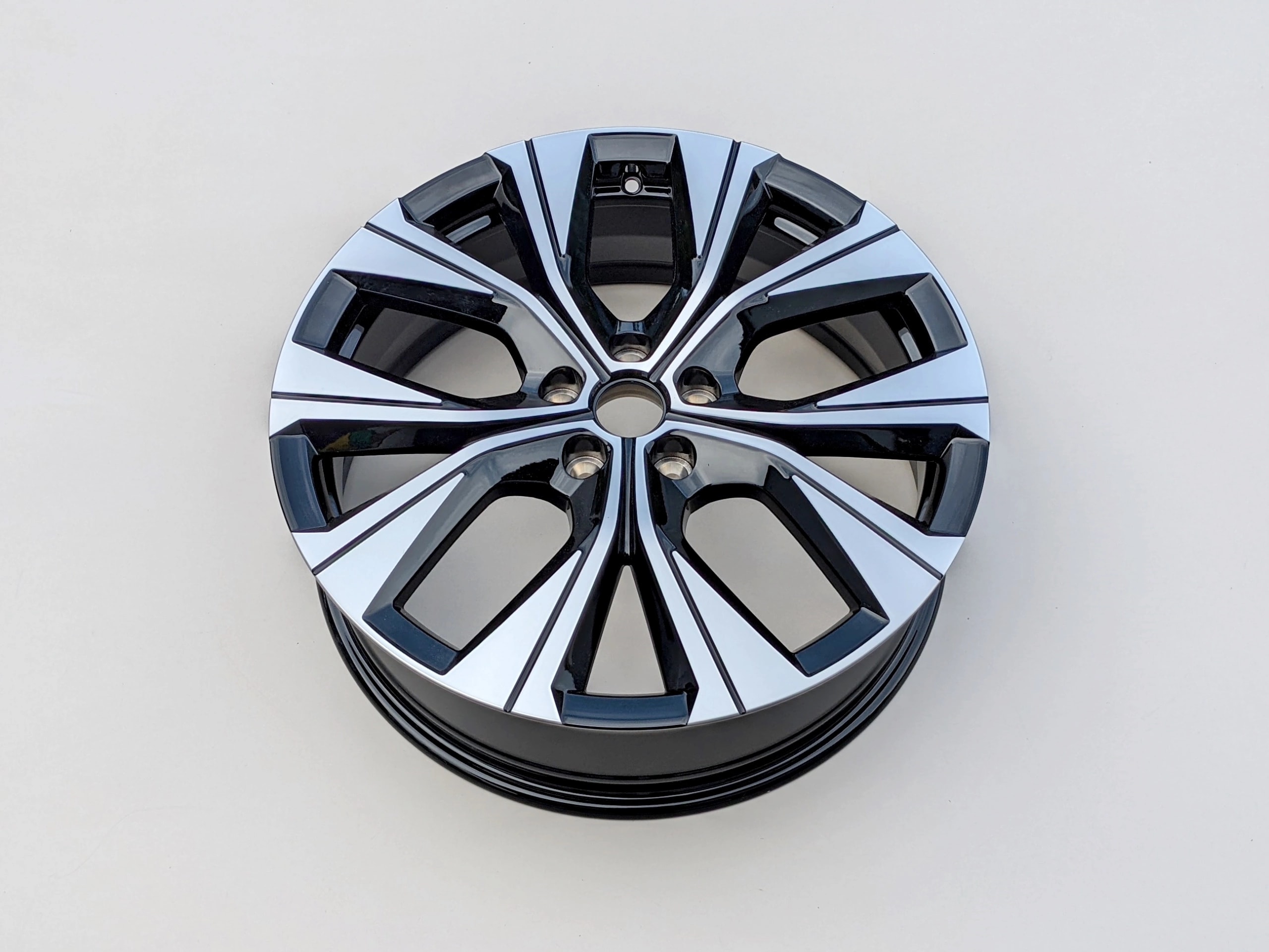 renault-grand-scenic-iv-felga-6-5x20-ch5-33-et33-403002842r-403002642r-ed-car.pl-5966557